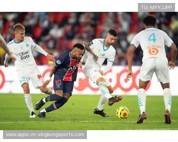 里斯本竞技腾飞之路:中场核心布局升级的背后玄机 里斯本竞技腾飞之路:中场核心布局升级的背后玄机